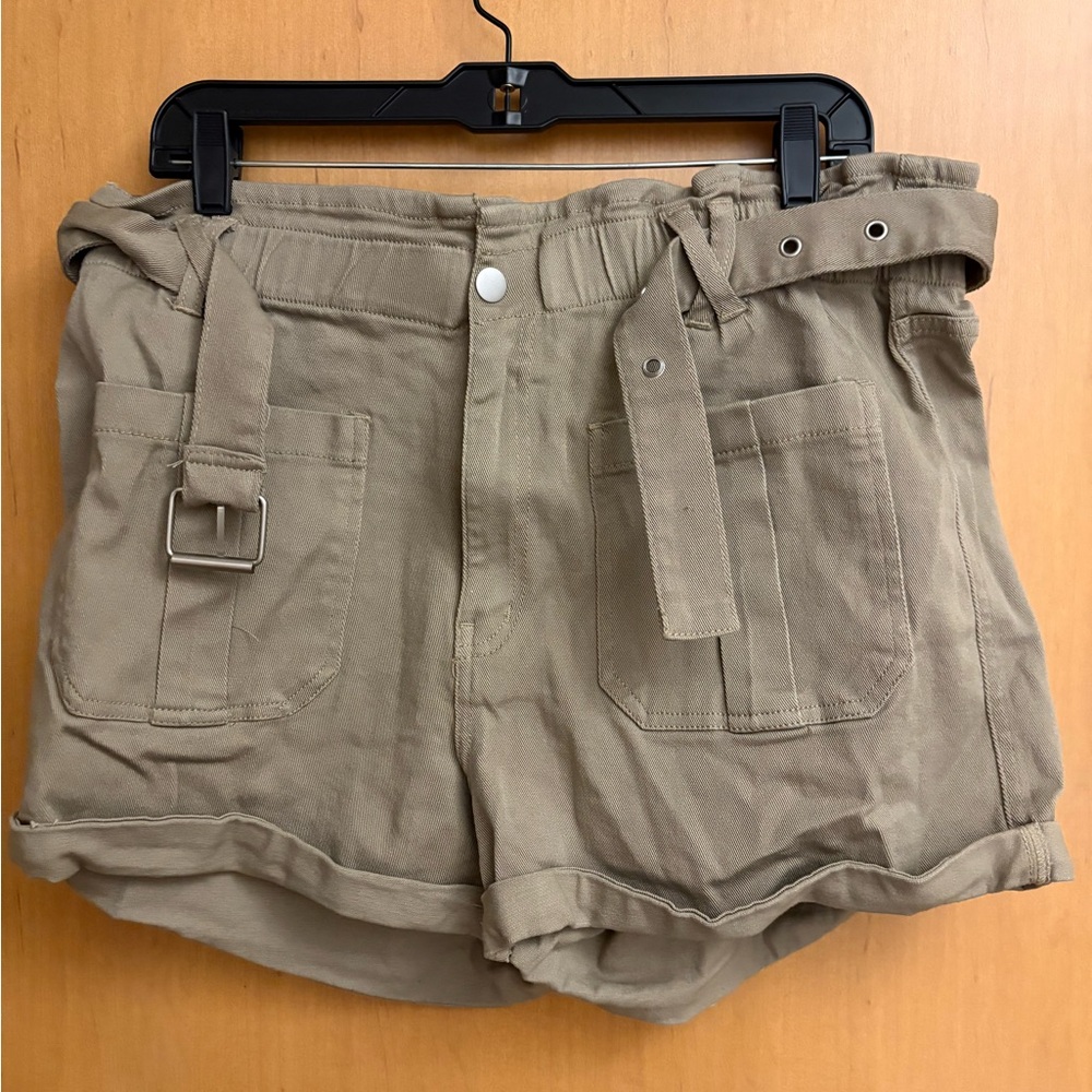 YMI Women's Tan Cargo Shorts